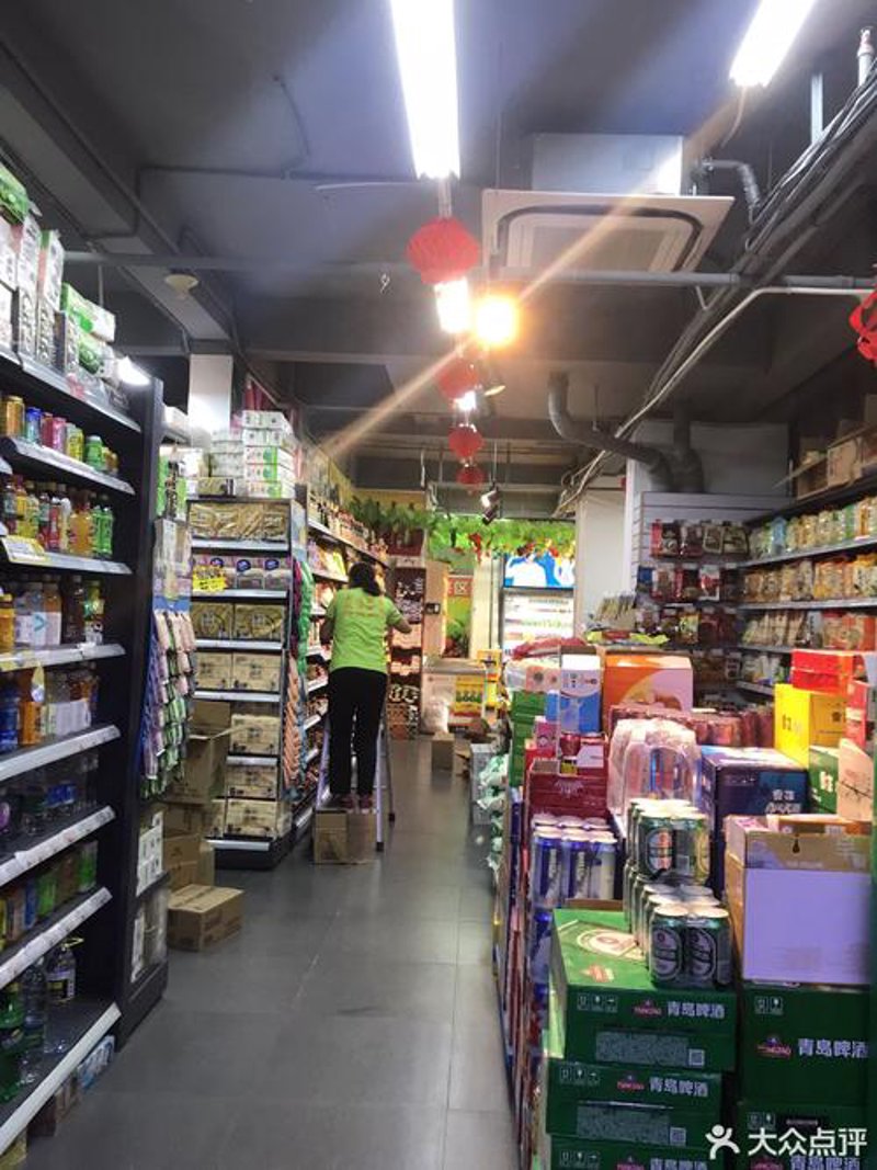 百货商行的璀璨星河：行业动态观察